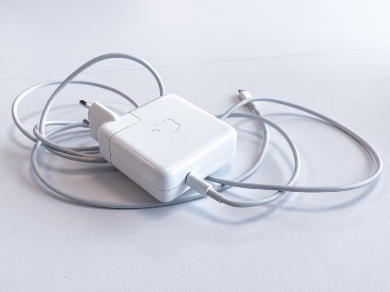 100W GaN Dual USB-C Fast Wall Charger